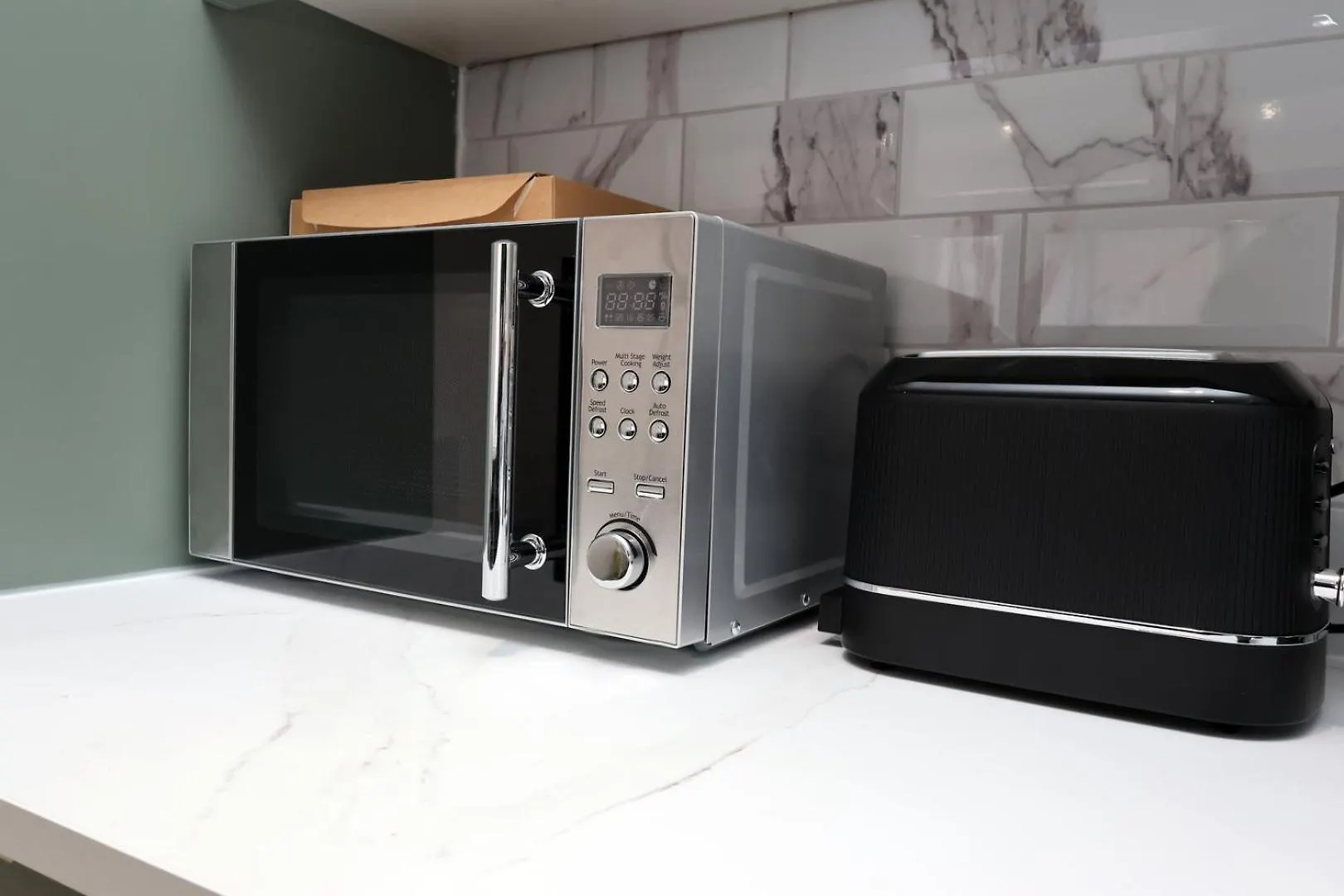 Modern 2 Bed Flat - Close To Cardiff City Centre 0*,  United Kingdom